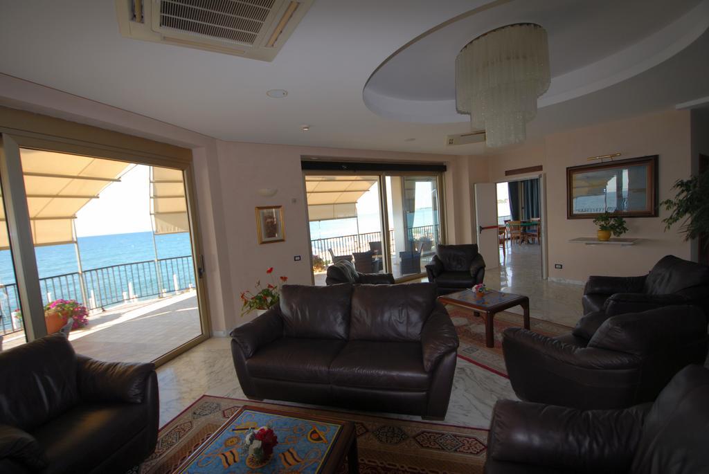 Grand Hotel L'Approdo Terracina Exteriér fotografie