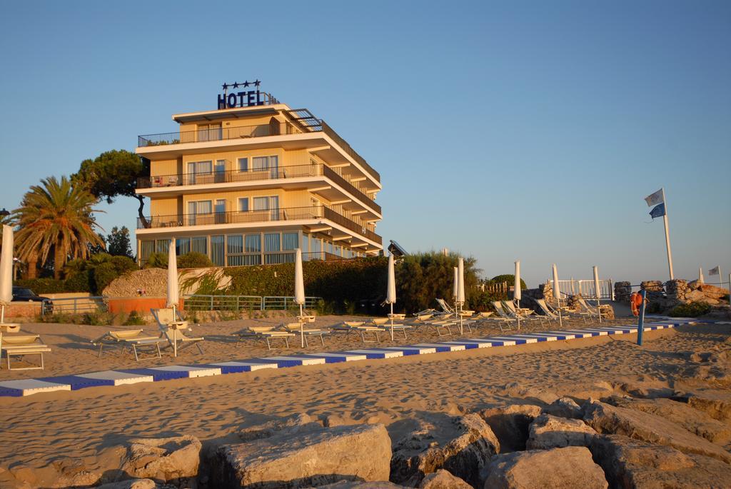 Grand Hotel L'Approdo Terracina Exteriér fotografie