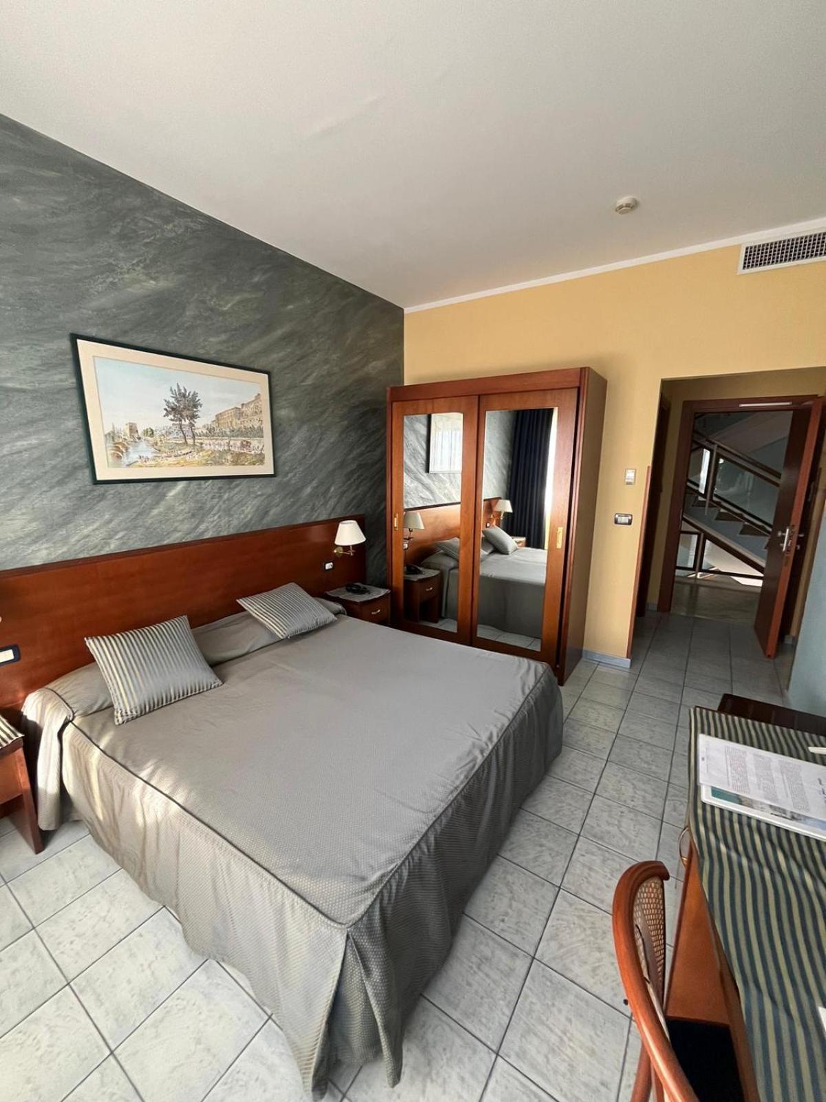 Grand Hotel L'Approdo Terracina Exteriér fotografie